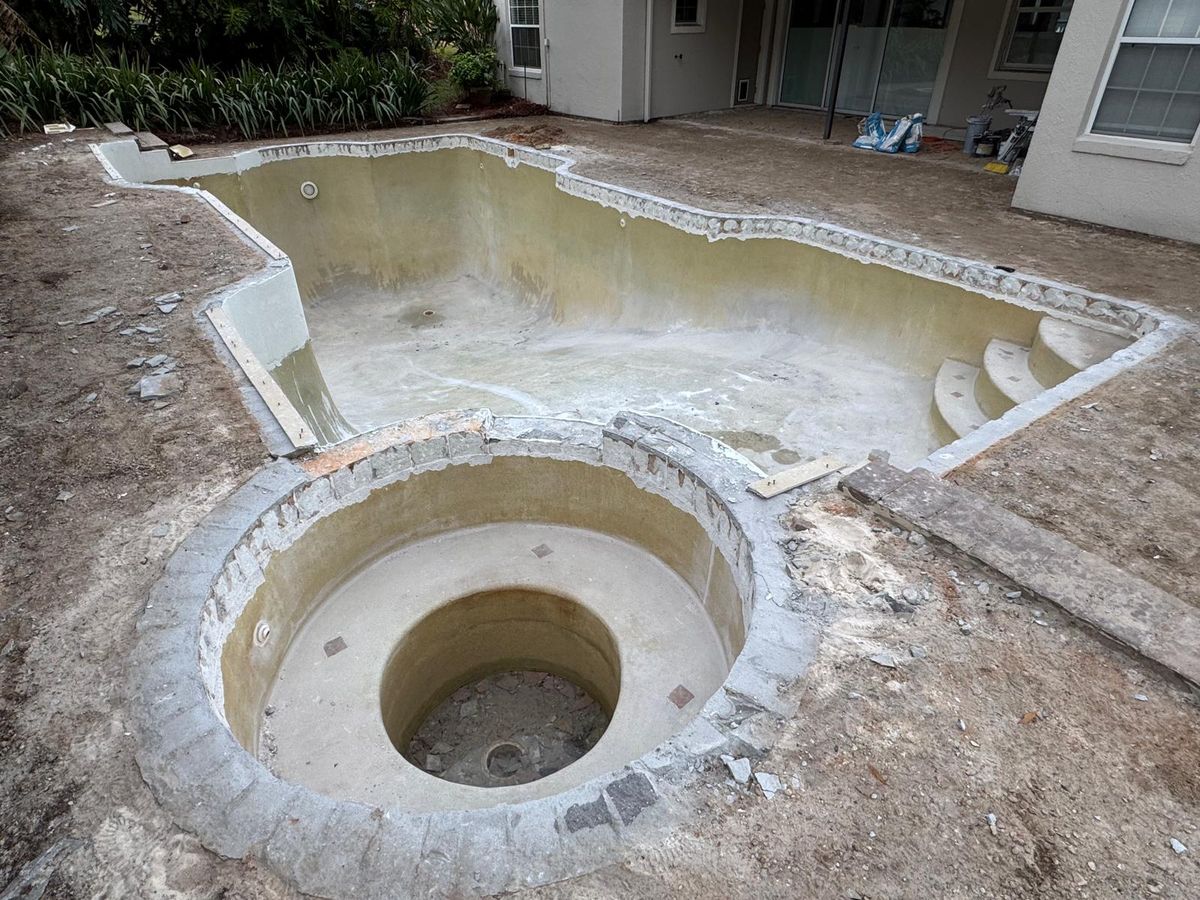 Pool Resurfacing in Orlando
