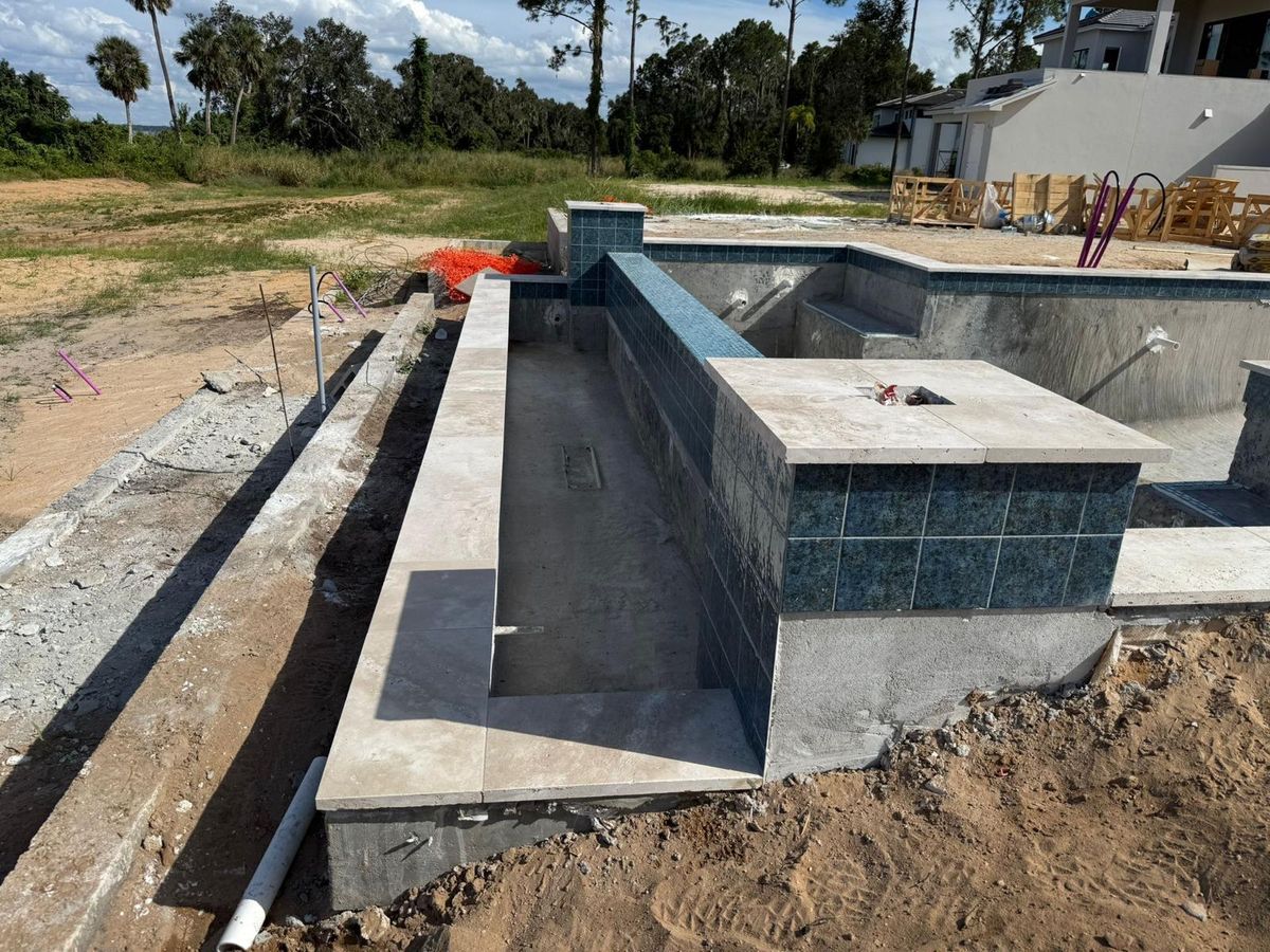 Glass Mosaic Spa & Travertine Coping - Photo 5 - Spa & Hot Tub Tile in Orlando, FL